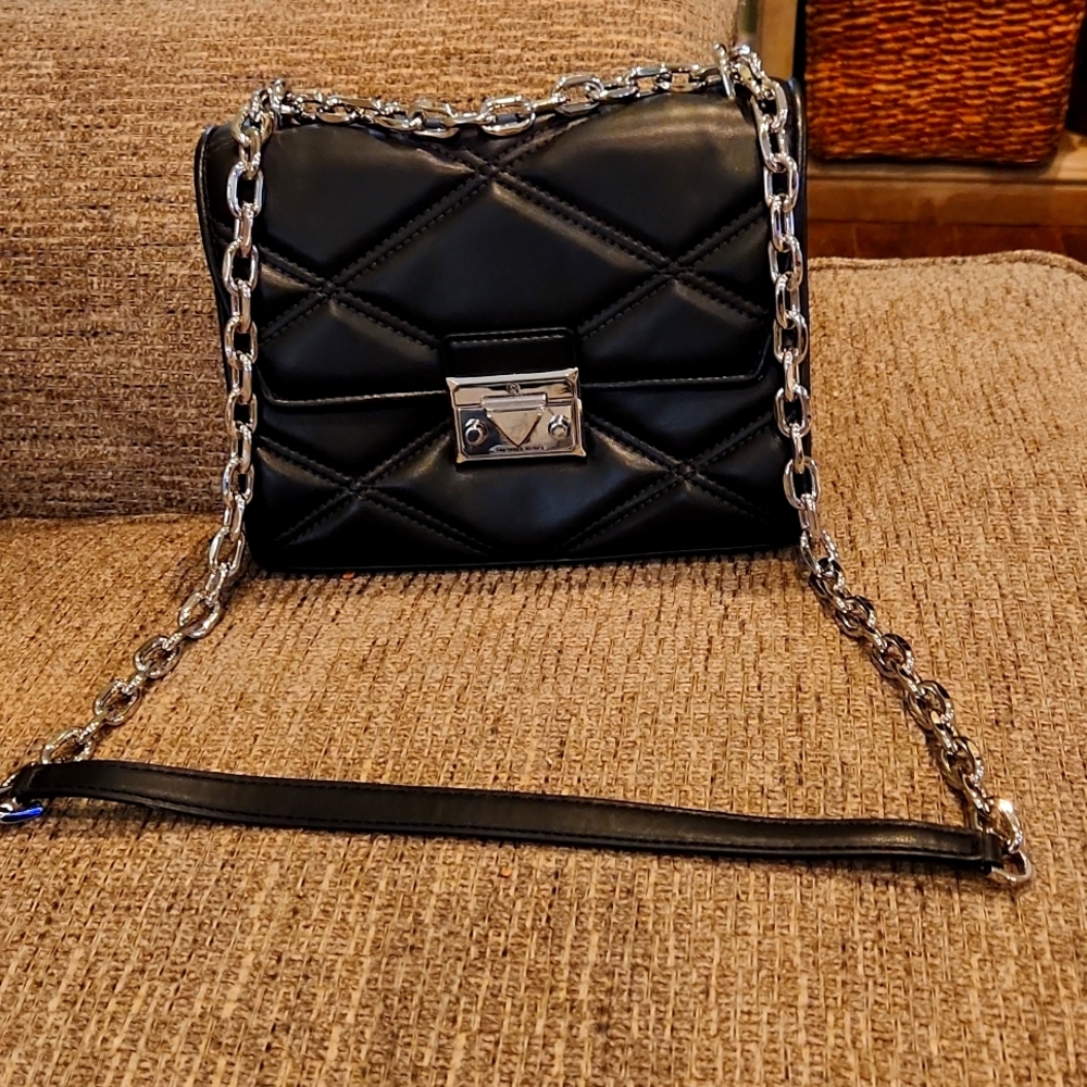 Michael kors crossbody